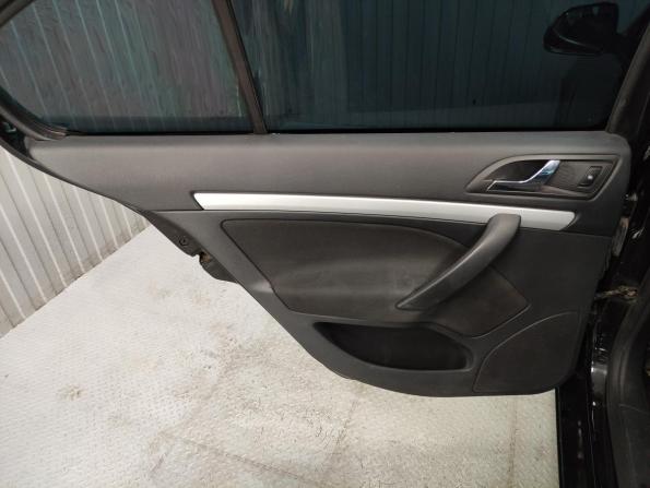 Skoda Octavia II (A5) Рестайлинг с пробегом 2011 года, цена 750 000 рублей, 233931 км, лифтбек, Автокод Объявления