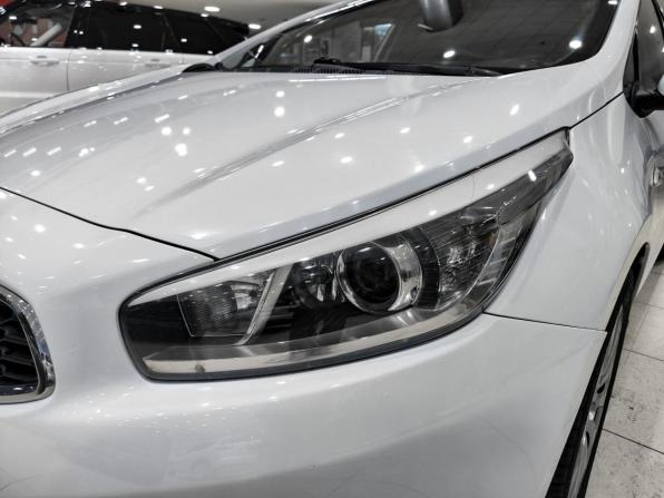 Kia Ceed II с пробегом 2012 года, цена 1 099 000 рублей, 190138 км, хэтчбек, Автокод Объявления