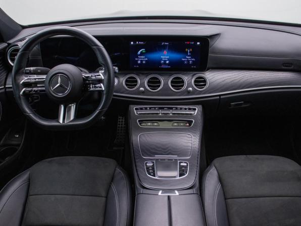 Mercedes-Benz E-Класс V (W213 S213 C238) Рестайлинг с пробегом 2021 года, цена 4 864 000 рублей, 48300 км, седан, Автокод Объявления