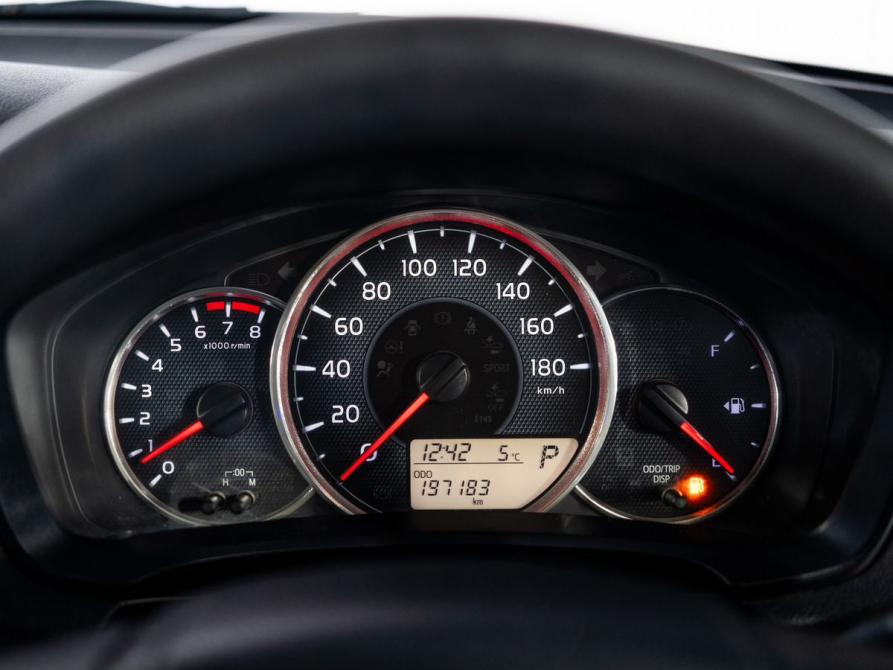 Toyota Corolla XI (E160 E170 E180) Рестайлинг 1 Иркутск  - изображение 10