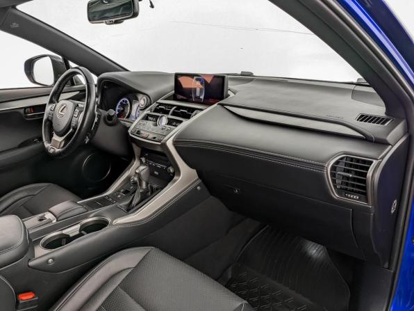 Lexus NX I Рестайлинг с пробегом 2019 года, цена 3 825 000 рублей, 73345 км, внедорожник, Автокод Объявления