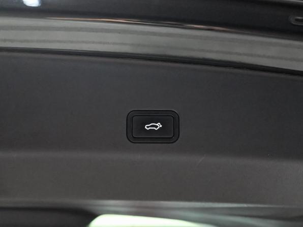 Geely Monjaro I с пробегом 2023 года, цена 3 450 000 рублей, 46709 км, внедорожник, Автокод Объявления