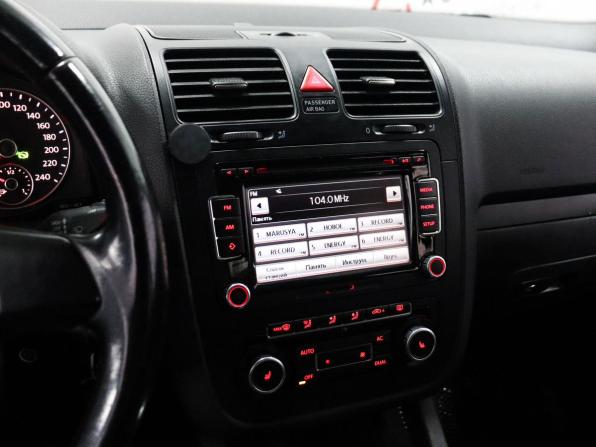 Volkswagen Jetta V с пробегом 2010 года, цена 679 000 рублей, 257290 км, седан, Автокод Объявления