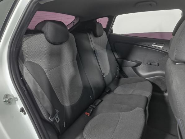 Hyundai Solaris I с пробегом 2013 года, цена 554 000 рублей, 174614 км, хэтчбек, Автокод Объявления