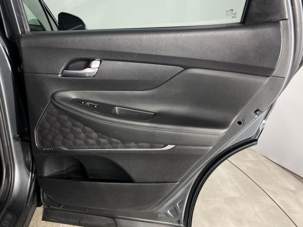 Hyundai Santa Fe IV с пробегом 2018 года, цена 3 090 000 рублей, 108000 км, внедорожник, Автокод Объявления