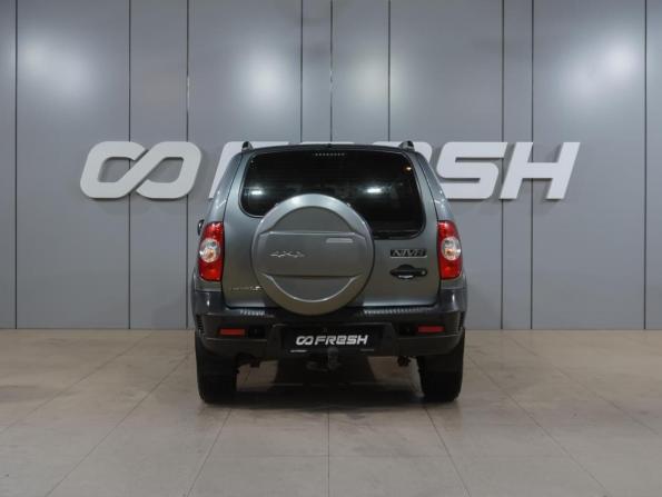Chevrolet Niva I Рестайлинг с пробегом 2018 года, цена 836 400 рублей, 72357 км, внедорожник, Автокод Объявления