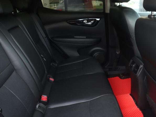 Nissan Qashqai II с пробегом 2016 года, цена 1 648 000 рублей, 137871 км, внедорожник, Автокод Объявления