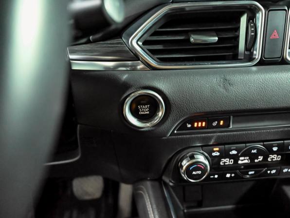 Mazda CX-5 II с пробегом 2018 года, цена 2 370 000 рублей, 236885 км, внедорожник, Автокод Объявления