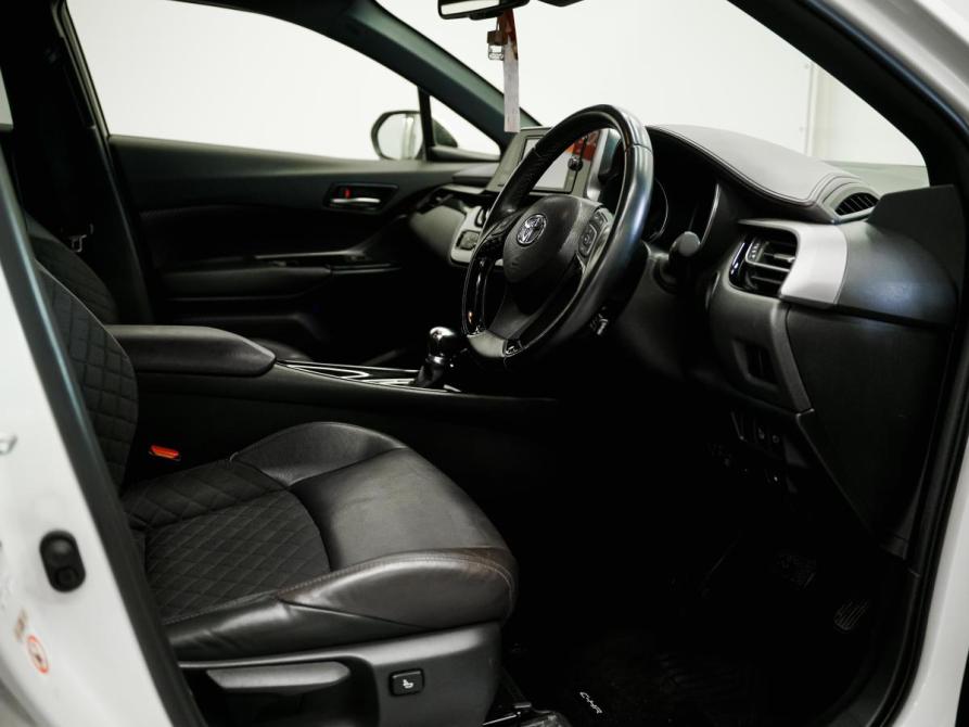 Toyota C-HR I Красноярск  - изображение 19