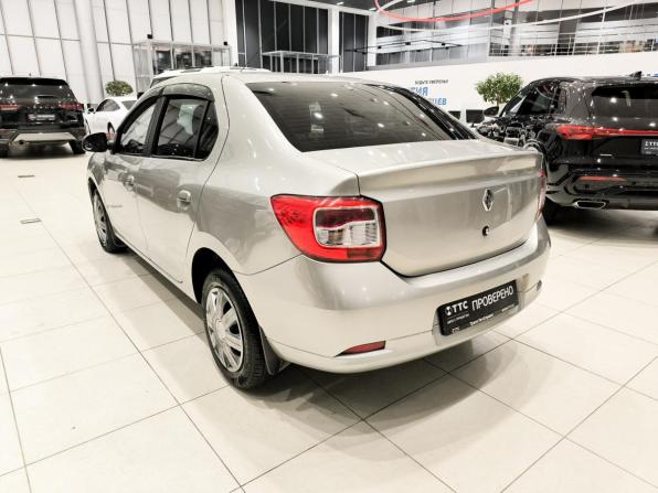 Renault Logan II с пробегом 2017 года, цена 750 000 рублей, 140817 км, седан, Автокод Объявления