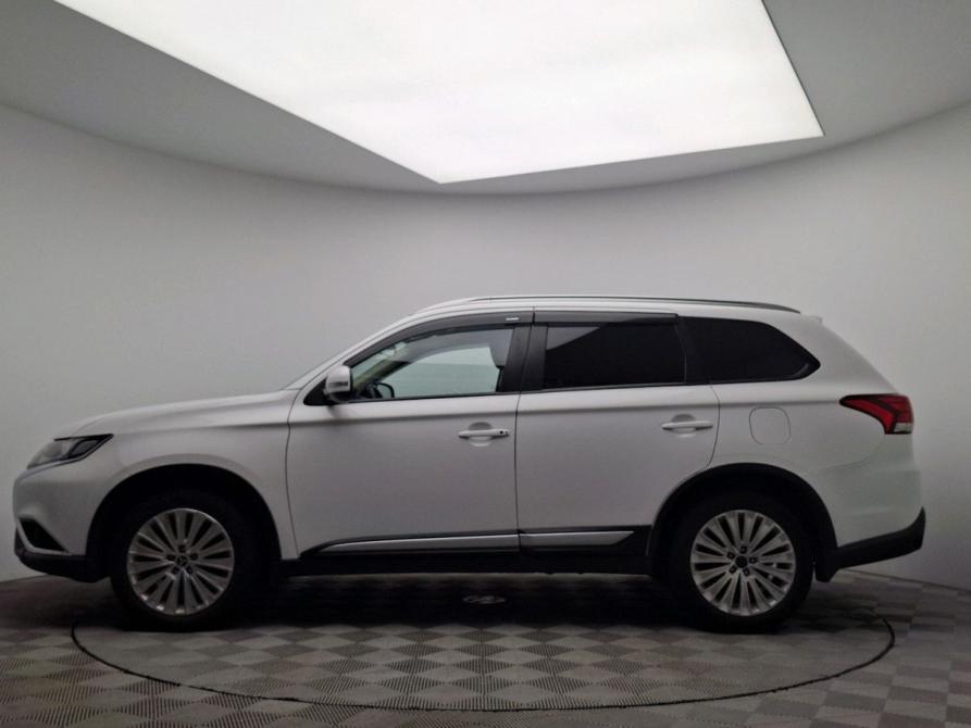 Mitsubishi Outlander III Рестайлинг 3 Мурманск  - изображение 4