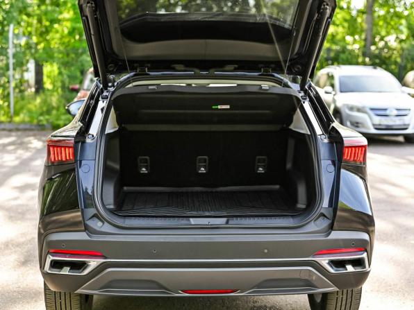 Omoda C5 I с пробегом 2023 года, цена 1 620 000 рублей, 60777 км, внедорожник, Автокод Объявления