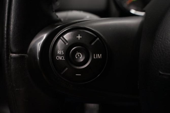 Mini Countryman II с пробегом 2019 года, цена 2 170 000 рублей, 80760 км, внедорожник, Автокод Объявления