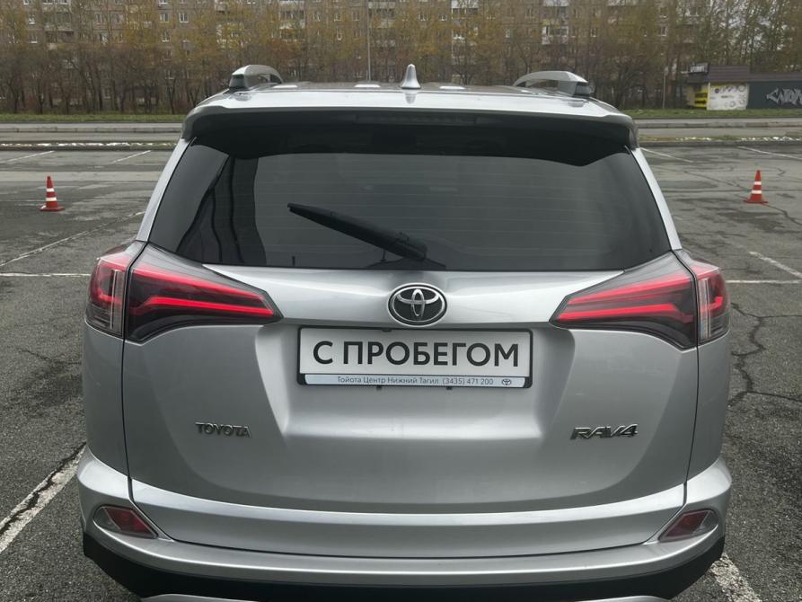 Toyota RAV4 IV (XA40) Рестайлинг Нижний Тагил  - изображение 4