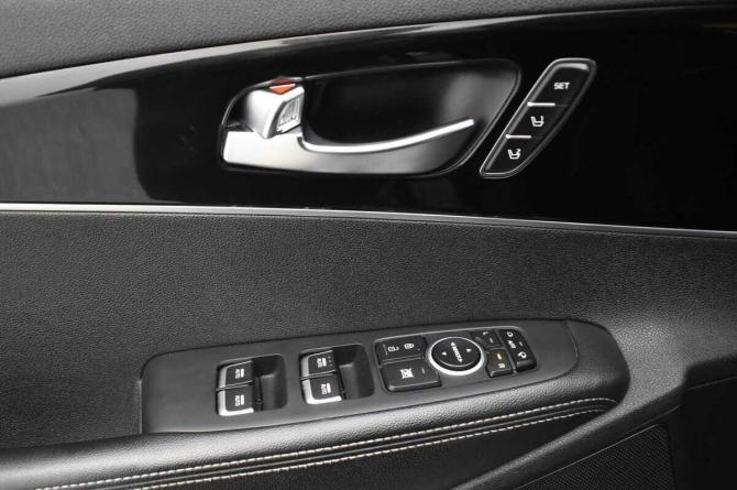 Kia Sorento III Prime Рестайлинг с пробегом 2018 года, цена 2 285 000 рублей, 185971 км, внедорожник, Автокод Объявления