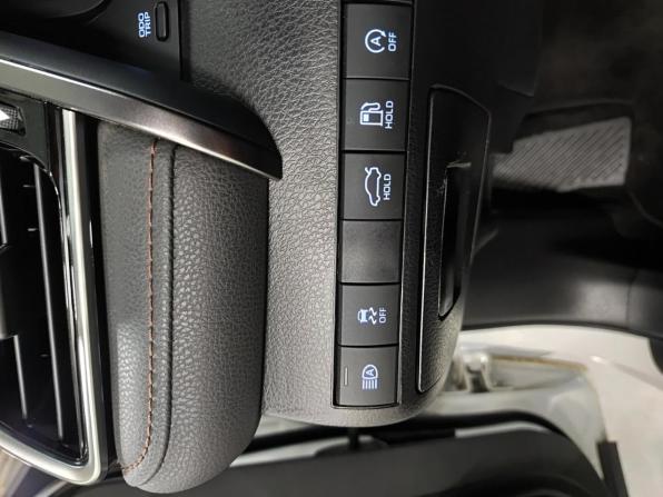 Toyota Camry VIII (XV70) Рестайлинг с пробегом 2023 года, цена 3 720 000 рублей, 34556 км, седан, Автокод Объявления