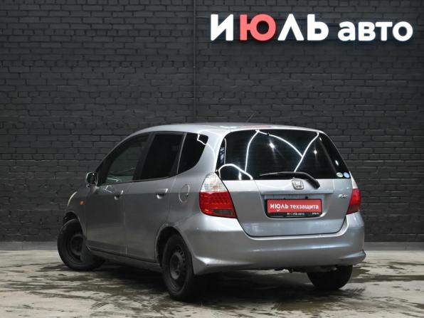 Honda Fit I с пробегом 2005 года, цена 370 000 рублей, 262119 км, хэтчбек, Автокод Объявления