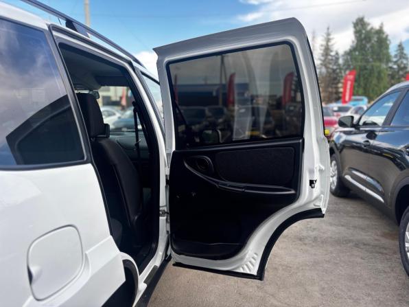 Lada (ВАЗ) Niva Travel I с пробегом 2024 года, цена 1 180 000 рублей, 17485 км, внедорожник, Автокод Объявления