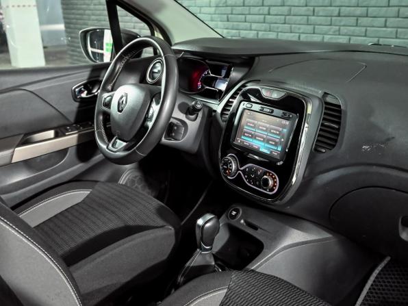 Renault Kaptur I с пробегом 2018 года, цена 1 835 000 рублей, 71355 км, внедорожник, Автокод Объявления