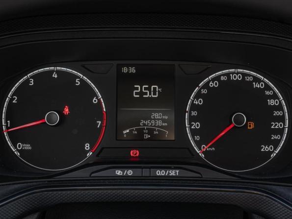 Volkswagen Polo VI с пробегом 2021 года, цена 1 070 000 рублей, 245938 км, лифтбек, Автокод Объявления
