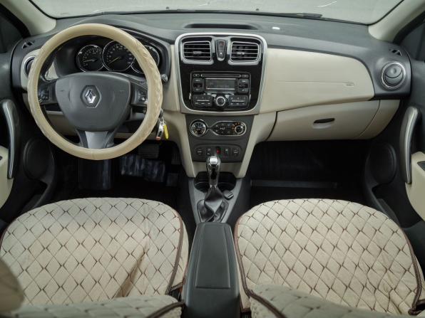Renault Logan II с пробегом 2016 года, цена 650 000 рублей, 215300 км, седан, Автокод Объявления