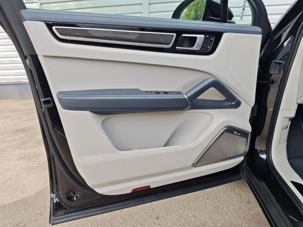 Porsche Cayenne III с пробегом 2022 года, цена 14 990 000 рублей, 17215 км, внедорожник, Автокод Объявления