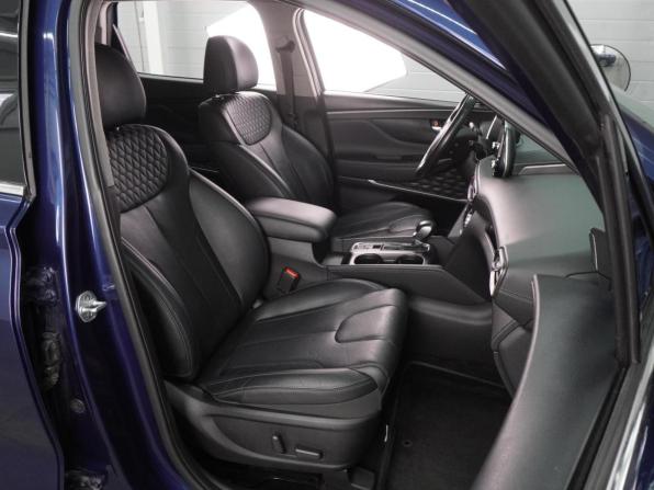 Hyundai Santa Fe IV с пробегом 2019 года, цена 2 899 000 рублей, 103532 км, внедорожник, Автокод Объявления