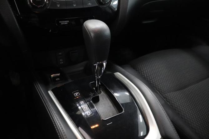 Nissan Qashqai II с пробегом 2017 года, цена 1 550 000 рублей, 136945 км, внедорожник, Автокод Объявления