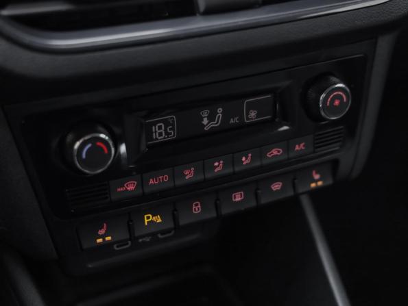 Volkswagen Polo VI с пробегом 2021 года, цена 1 789 000 рублей, 91552 км, лифтбек, Автокод Объявления