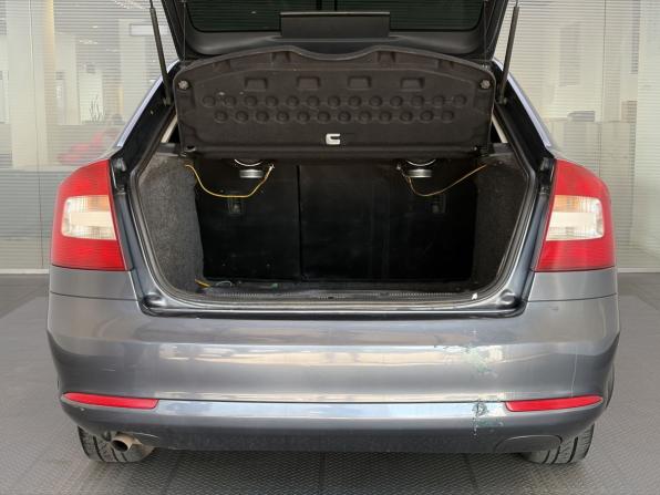 Skoda Octavia II (A5) Рестайлинг с пробегом 2011 года, цена 649 000 рублей, 216513 км, лифтбек, Автокод Объявления