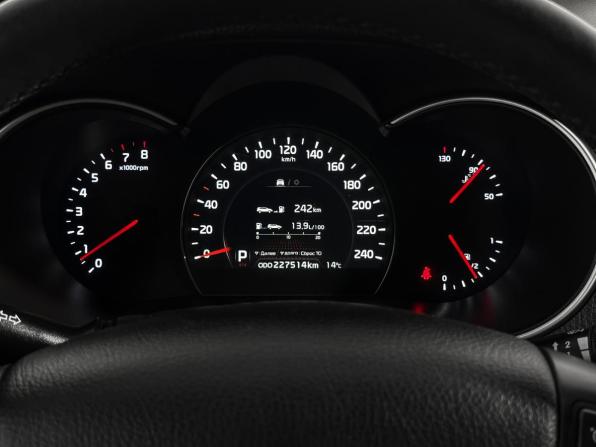 Kia Sorento II Рестайлинг с пробегом 2014 года, цена 1 350 000 рублей, 227513 км, внедорожник, Автокод Объявления