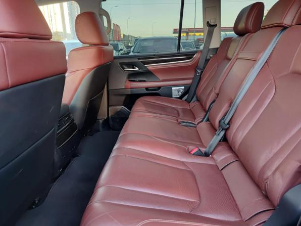 Lexus LX III Рестайлинг 2 с пробегом 2017 года, цена 5 490 000 рублей, 190788 км, внедорожник, Автокод Объявления