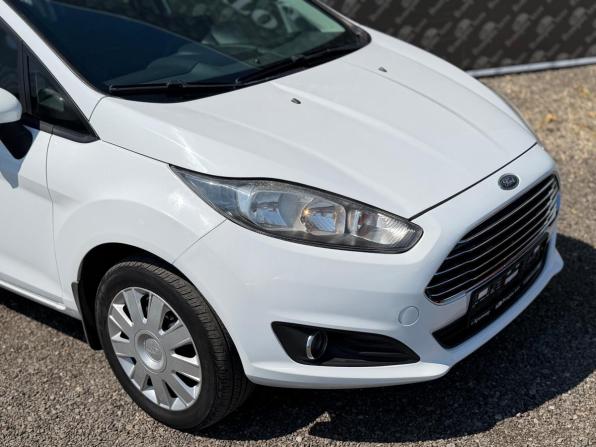 Ford Fiesta Mk6 Рестайлинг с пробегом 2015 года, цена 820 000 рублей, 137400 км, седан, Автокод Объявления