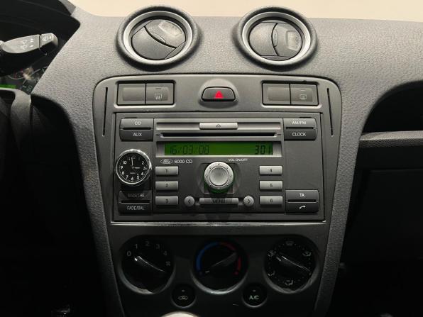 Ford Fusion I Рестайлинг с пробегом 2007 года, цена 399 000 рублей, 145045 км, хэтчбек, Автокод Объявления