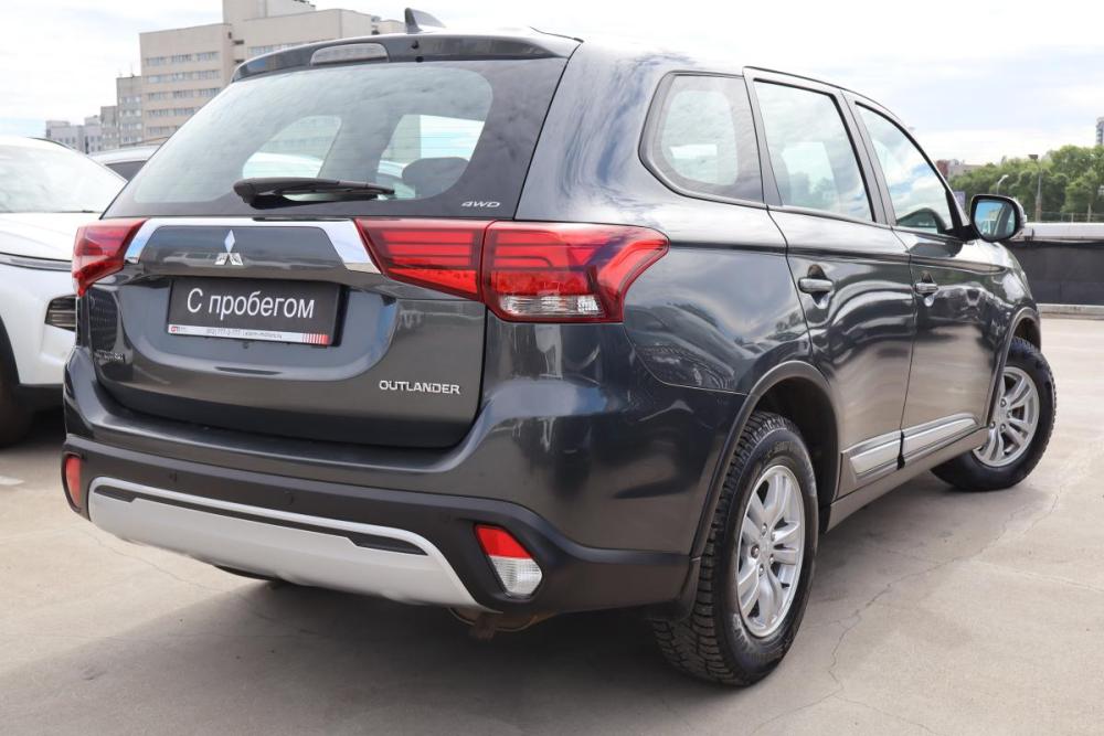 Mitsubishi Outlander III Рестайлинг 3 Санкт-Петербург  - изображение 6