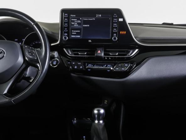 Toyota C-HR I Рестайлинг с пробегом 2021 года, цена 2 500 000 рублей, 105605 км, внедорожник, Автокод Объявления