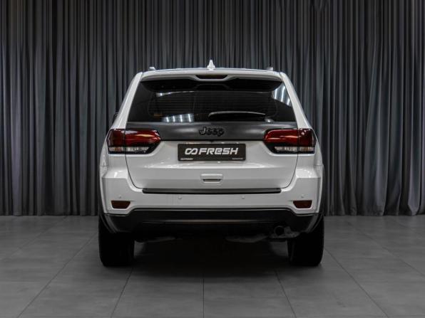 Jeep Grand Cherokee IV (WK2) Рестайлинг с пробегом 2014 года, цена 2 349 000 рублей, 213078 км, внедорожник, Автокод Объявления