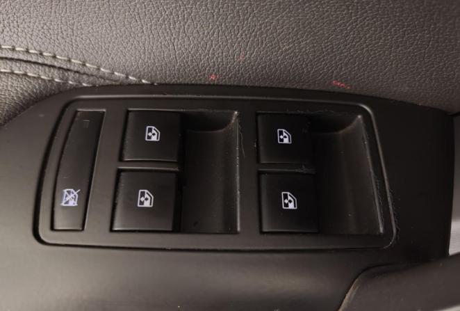 Opel Insignia I Рестайлинг с пробегом 2015 года, цена 1 160 000 рублей, 207236 км, седан, Автокод Объявления