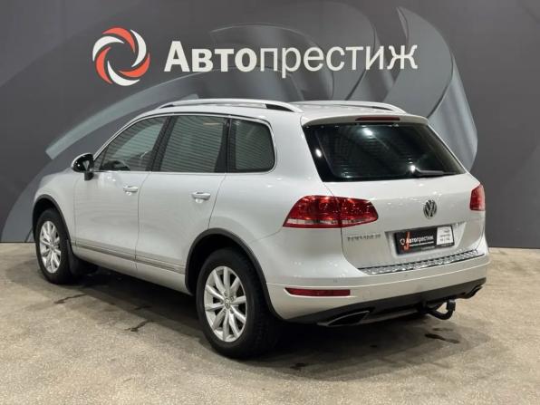 Volkswagen Touareg II с пробегом 2012 года, цена 2 025 000 рублей, 179000 км, внедорожник, Автокод Объявления