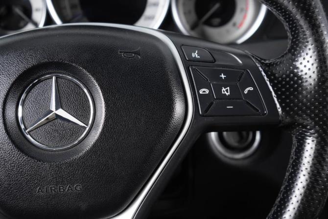 Mercedes-Benz C-Класс III (W204) Рестайлинг с пробегом 2011 года, цена 1 599 000 рублей, 238196 км, седан, Автокод Объявления