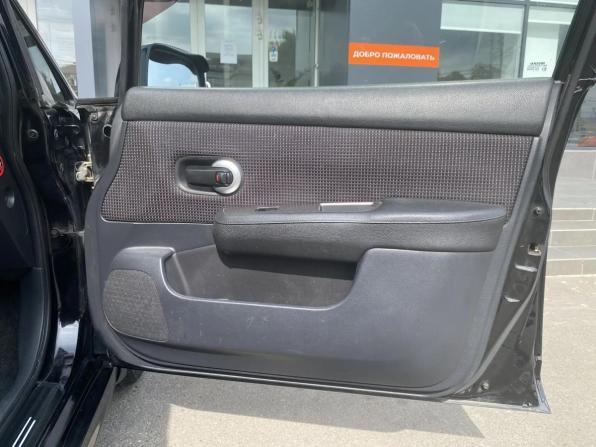 Nissan Tiida I Рестайлинг с пробегом 2011 года, цена 675 000 рублей, 223100 км, хэтчбек, Автокод Объявления