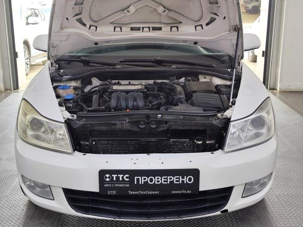 Skoda Octavia II (A5) Рестайлинг с пробегом 2012 года, цена 900 000 рублей, 180000 км, лифтбек, Автокод Объявления