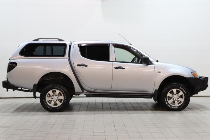 Mitsubishi L200 IV с пробегом 2011 года, цена 1 345 000 рублей, 181600 км, пикап, Автокод Объявления