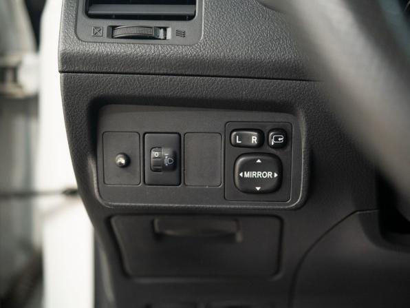 Toyota Corolla X (E140 E150) Рестайлинг с пробегом 2012 года, цена 1 219 000 рублей, 185281 км, седан, Автокод Объявления
