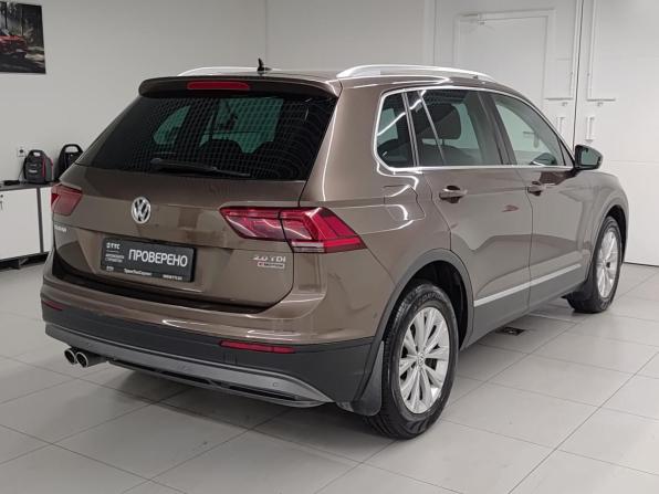 Volkswagen Tiguan II с пробегом 2017 года, цена 2 388 000 рублей, 193040 км, внедорожник, Автокод Объявления