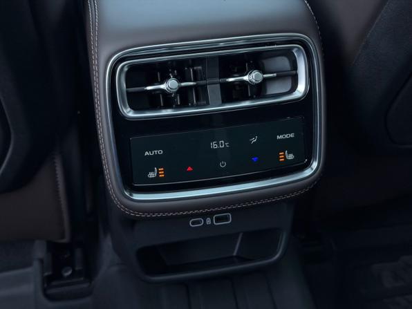 Geely Monjaro I Рестайлинг 2 (China Market) с пробегом 2026 года, цена 4 200 000 рублей, 25 км, внедорожник, Автокод Объявления
