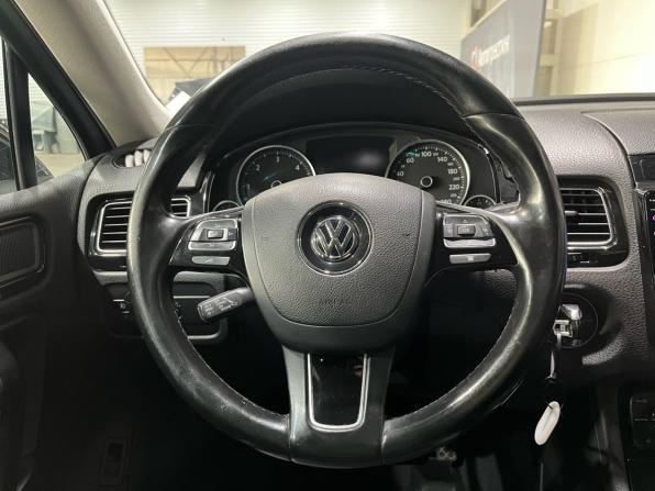Volkswagen Touareg II с пробегом 2011 года, цена 1 830 000 рублей, 230544 км, внедорожник, Автокод Объявления