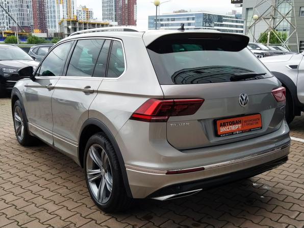 Volkswagen Tiguan II с пробегом 2020 года, цена 3 600 000 рублей, 78900 км, внедорожник, Автокод Объявления