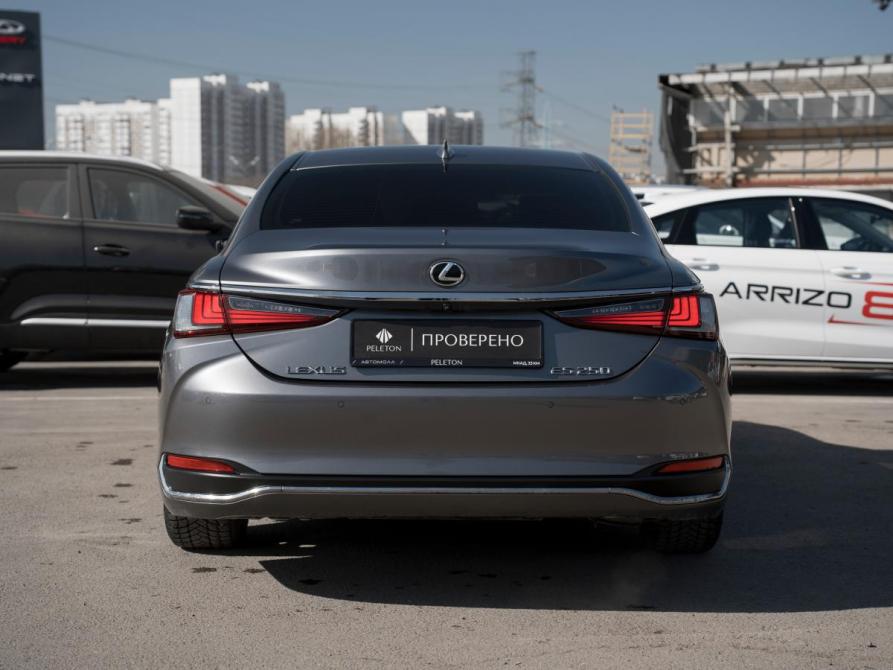 Lexus ES VII Москва  - изображение 6