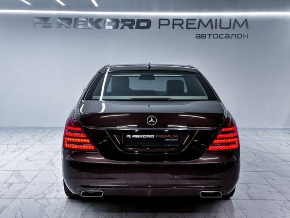 Mercedes-Benz S-Класс V (W221) Рестайлинг с пробегом 2011 года, цена 1 720 000 рублей, 281956 км, седан, Автокод Объявления
